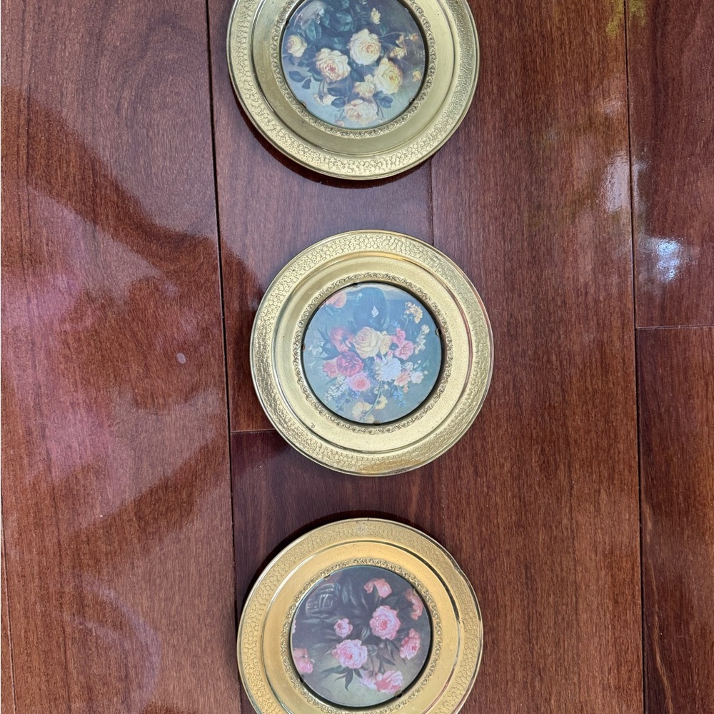 Set of 3 Round Gold Floral Wall Plaques